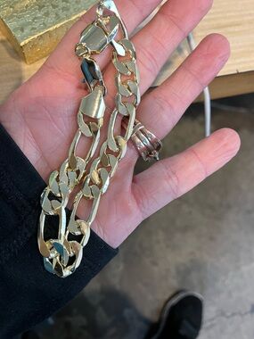 Gold Figaro Chain Bracelet - Classic Women's Jewelry